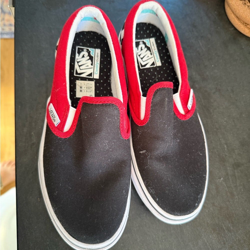 Brand new never worn kids Vans slides 2.5